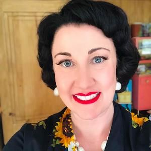 Meet your Posher, Stella